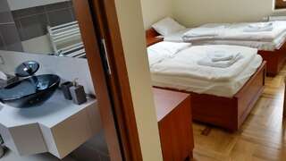 Отели типа «постель и завтрак» Pokoje Gościnne Dolce Vita Chełmno Небольшой двухместный номер с 2 отдельными кроватями-2